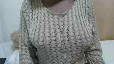 Snapshot of fruity28 chatting on December 5, 2025, 4:21 am fruity28 online show from December 5, 2025, 4:21 am