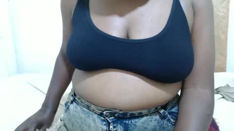 Snapshot of fruity28 chatting on January 19, 2026, 11:58 am fruity28 online show from January 19, 2026, 11:58 am