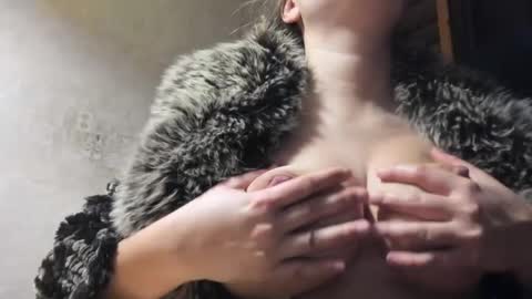 Snapshot of frumcake chatting on February 14, 2025, 2:18 am FrumCake online show from February 14, 2025, 2:18 am