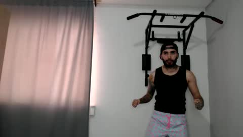 Snapshot of ftmen chatting on February 28, 2025, 3:37 pm Jestevan online show from February 28, 2025, 3:37 pm