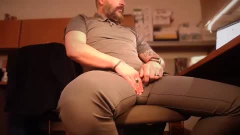 fuckadilf online show from December 9, 2024, 4:47 pm