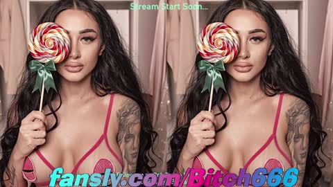 Snapshot of fuckbitoni chatting on October 30, 2025, 7:47 pm online show from October 30, 2025, 7:47 pm