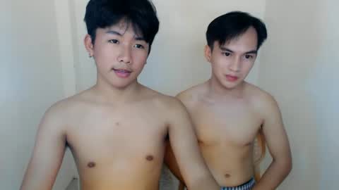 Snapshot of fuckboy_zachxx chatting on March 4, 2025, 12:33 pm online show from March 4, 2025, 12:33 pm