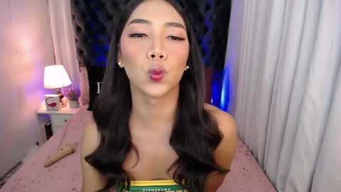 Snapshot of fuckingnaughtyjayde chatting on December 11, 2024, 5:53 am JAYDE MARRIE online show from December 11, 2024, 5:53 am