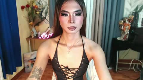 ANGELICA FOX online show from June 12, 2026, 2:32 am