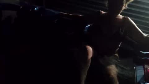 fuckmeharderdaddy371558 online show from April 28, 2026, 4:28 am