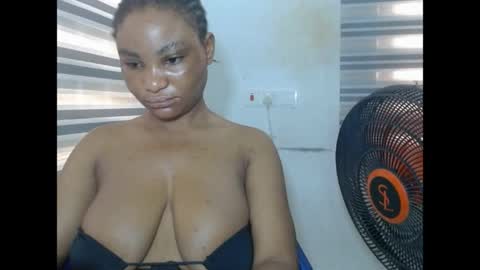 Snapshot of fuckxmypussy chatting on April 16, 2026, 9:32 am fuckxmypussy online show from April 16, 2026, 9:32 am