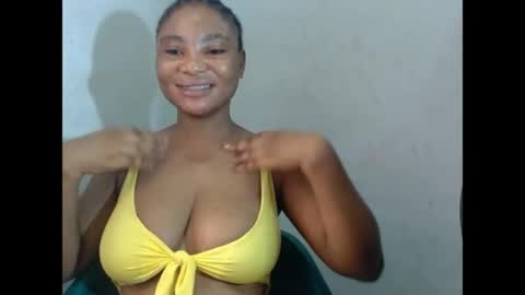 Snapshot of fuckxmypussy chatting on May 12, 2026, 8:11 am fuckxmypussy online show from May 12, 2026, 8:11 am