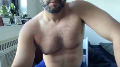 Muscle Bear Jock in Training online show from May 3, 2026, 8:59 pm
