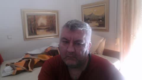 fukingcrazy online show from April 3, 2026, 10:46 am