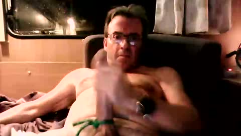 Snapshot of fuldaflyst4 chatting on September 13, 2025, 6:40 pm fuldaflyst4 online show from September 13, 2025, 6:40 pm