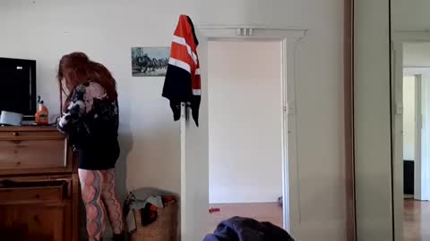 Snapshot of full4cefull chatting on December 7, 2024, 6:21 am Pizzaz online show from December 7, 2024, 6:21 am