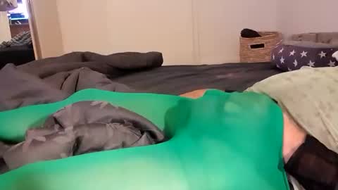 Snapshot of full4cefull chatting on January 23, 2025, 2:39 pm Pizzaz online show from January 23, 2025, 2:39 pm