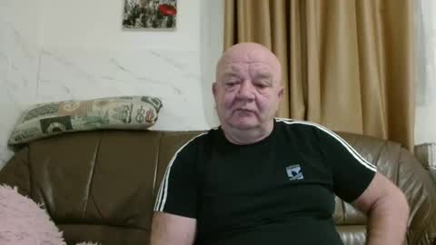 fullballs6 online show from February 14, 2026, 3:47 am