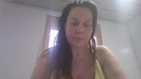 Fulloferotic online show from April 10, 2026, 4:33 pm