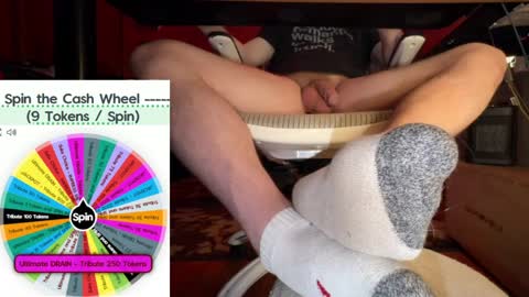 Snapshot of fullofkinks chatting on April 10, 2026, 5:06 pm Fullofkink online show from April 10, 2026, 5:06 pm