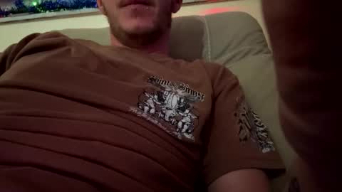 Snapshot of fun205075 chatting on November 30, 2025, 12:25 am fun205075 online show from November 30, 2025, 12:25 am