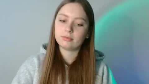 Snapshot of funemma000 chatting on December 3, 2025, 7:16 am Emma online show from December 3, 2025, 7:16 am