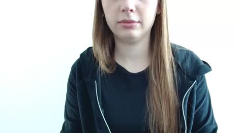 Emma online show from March 27, 2026, 9:10 am