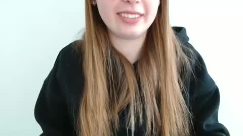 Emma online show from April 16, 2026, 9:10 am