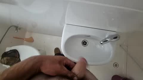 funfishing27 online show from February 6, 2026, 5:23 am