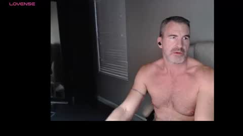 Snapshot of funfitmalelv2 chatting on February 3, 2026, 1:04 am funfitmalelv2 online show from February 3, 2026, 1:04 am