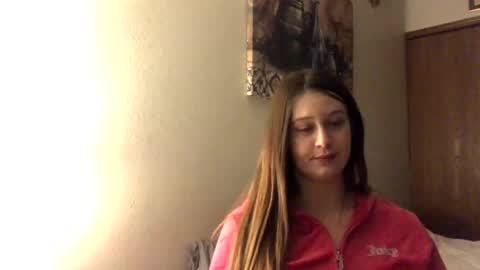 Snapshot of funflirt97 chatting on January 9, 2025, 2:43 am Linnys Palace online show from January 9, 2025, 2:43 am