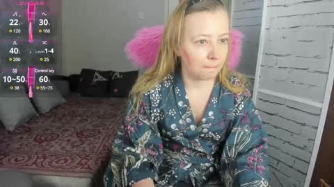 Snapshot of funny_bunny4 chatting on March 9, 2025, 4:44 pm funny_bunny4 online show from March 9, 2025, 4:44 pm