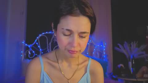 Tiffany online show from October 22, 2025, 3:07 am