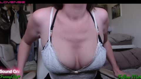 funnyaly online show from May 28, 2026, 10:23 am