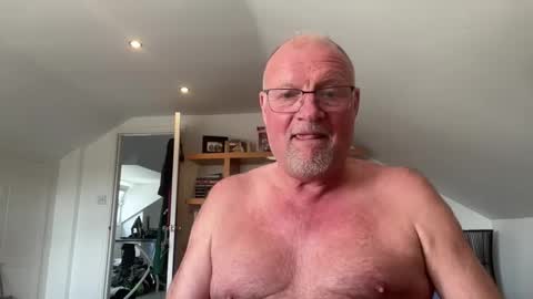 funtime88888 online show from April 10, 2026, 1:49 pm