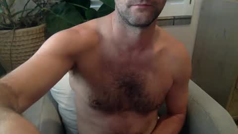 Funtimes4us32 online show from December 12, 2024, 7:59 pm