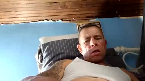 funundertheburk6414270497 online show from November 18, 2025, 1:55 am