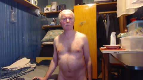 Snapshot of furosz chatting on February 8, 2025, 6:44 pm furosz online show from February 8, 2025, 6:44 pm