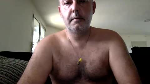 futbolin95 online show from January 25, 2025, 1:30 pm