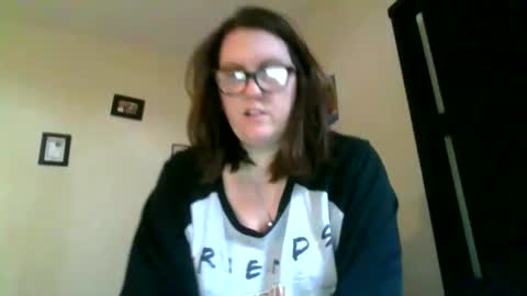 Snapshot of fuzzypeaches87 chatting on March 20, 2026, 4:23 pm fuzzypeaches87 online show from March 20, 2026, 4:23 pm