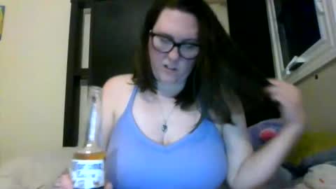 Snapshot of fuzzypeaches87 chatting on March 27, 2026, 12:49 am fuzzypeaches87 online show from March 27, 2026, 12:49 am