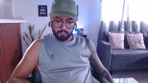 Miguel Angel online show from February 20, 2026, 12:05 pm