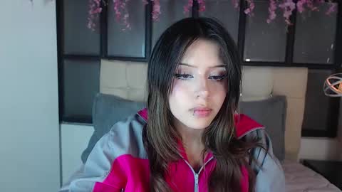 FIRE AND FOX online show from October 26, 2025, 7:42 pm