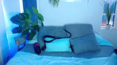 Snapshot of fyreandfox_ chatting on June 8, 2026, 8:09 pm FIRE AND FOX online show from June 8, 2026, 8:09 pm