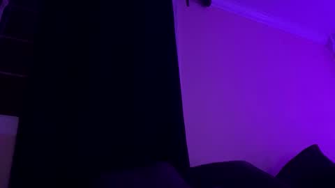 Snapshot of g0ddessluna1800 chatting on February 16, 2025, 6:21 am Goddess Luna online show from February 16, 2025, 6:21 am