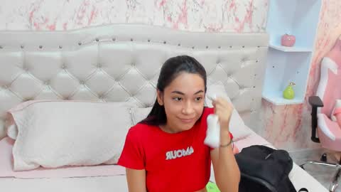 Gabbie online show from October 19, 2025, 4:07 pm