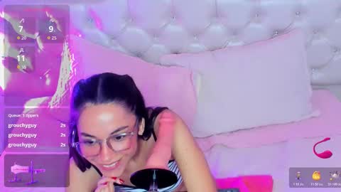 Snapshot of gabbieskinny chatting on October 22, 2025, 3:23 pm gabbieskinny online show from October 22, 2025, 3:23 pm