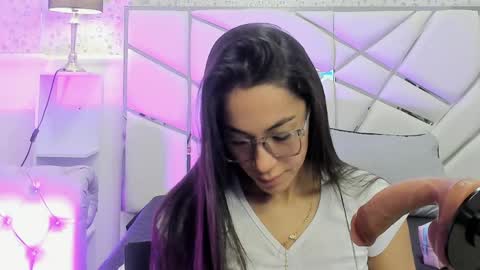 Snapshot of gabbieskinny chatting on April 27, 2026, 11:30 am gabbieskinny online show from April 27, 2026, 11:30 am