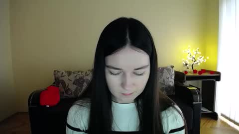 Snapshot of gabby_di chatting on April 20, 2026, 9:01 am Jaklin online show from April 20, 2026, 9:01 am