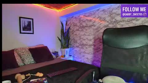 Gabby Sweet online show from November 15, 2025, 5:27 am