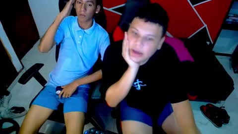 gabi_grr online show from March 12, 2026, 9:43 pm