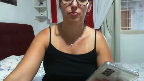 Snapshot of gabibrasil chatting on April 4, 2026, 8:50 pm gaby layla online show from April 4, 2026, 8:50 pm