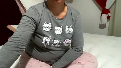 Snapshot of gabibrasil chatting on July 16, 2026, 11:44 pm gaby layla online show from July 16, 2026, 11:44 pm