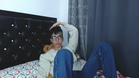 Snapshot of gabriel_x18 chatting on February 3, 2026, 6:22 am gabriel_x18 online show from February 3, 2026, 6:22 am